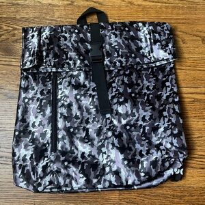 Paco Rabanne Unisex Black/Gray/White Camouflage Backpack
